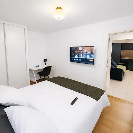 Διαμέρισμα Cosy Avec Parking Proche Aeroport Et Bordeaux